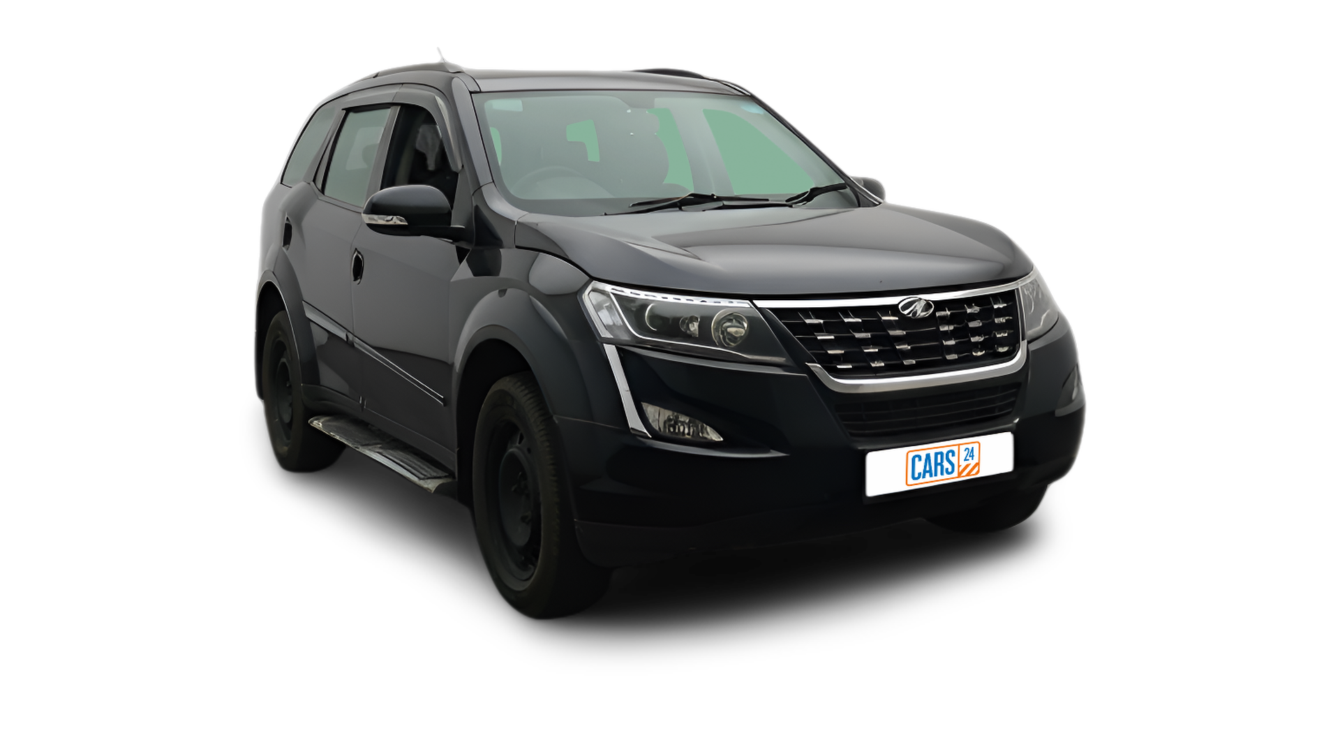 Mahindra XUV500-img